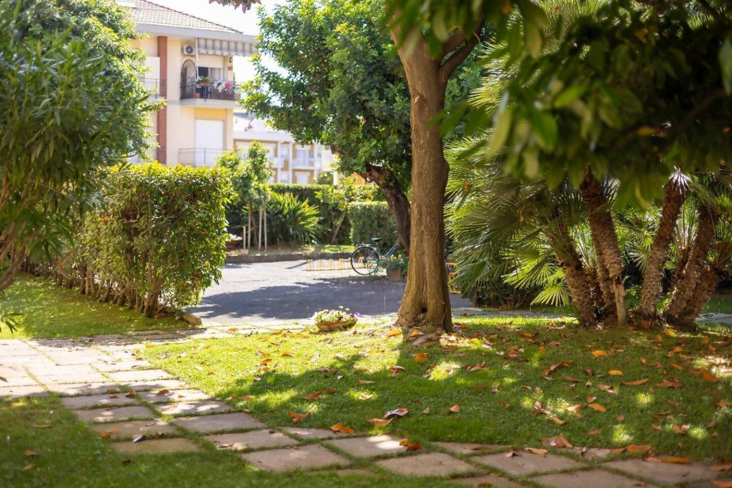 Stiloso Bilocale Terraceparking دْيانو مارينا المظهر الخارجي الصورة
